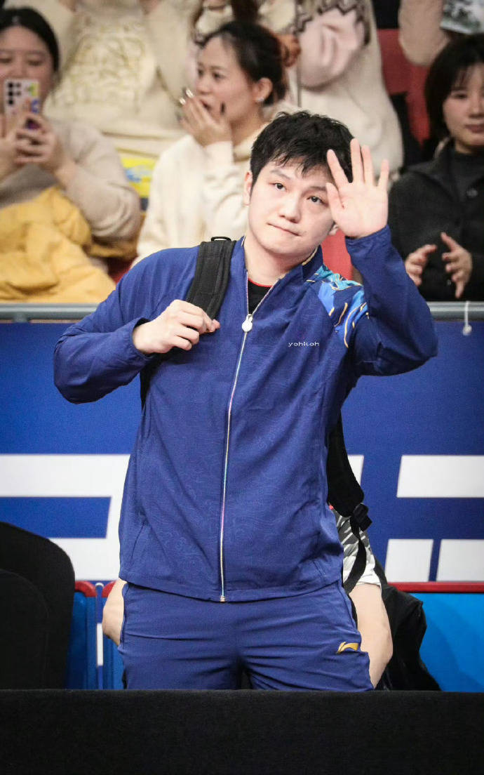 开元链接 -关于Karsa在加拿大队比赛中回归赛场，回归赛场引发热议！的信息