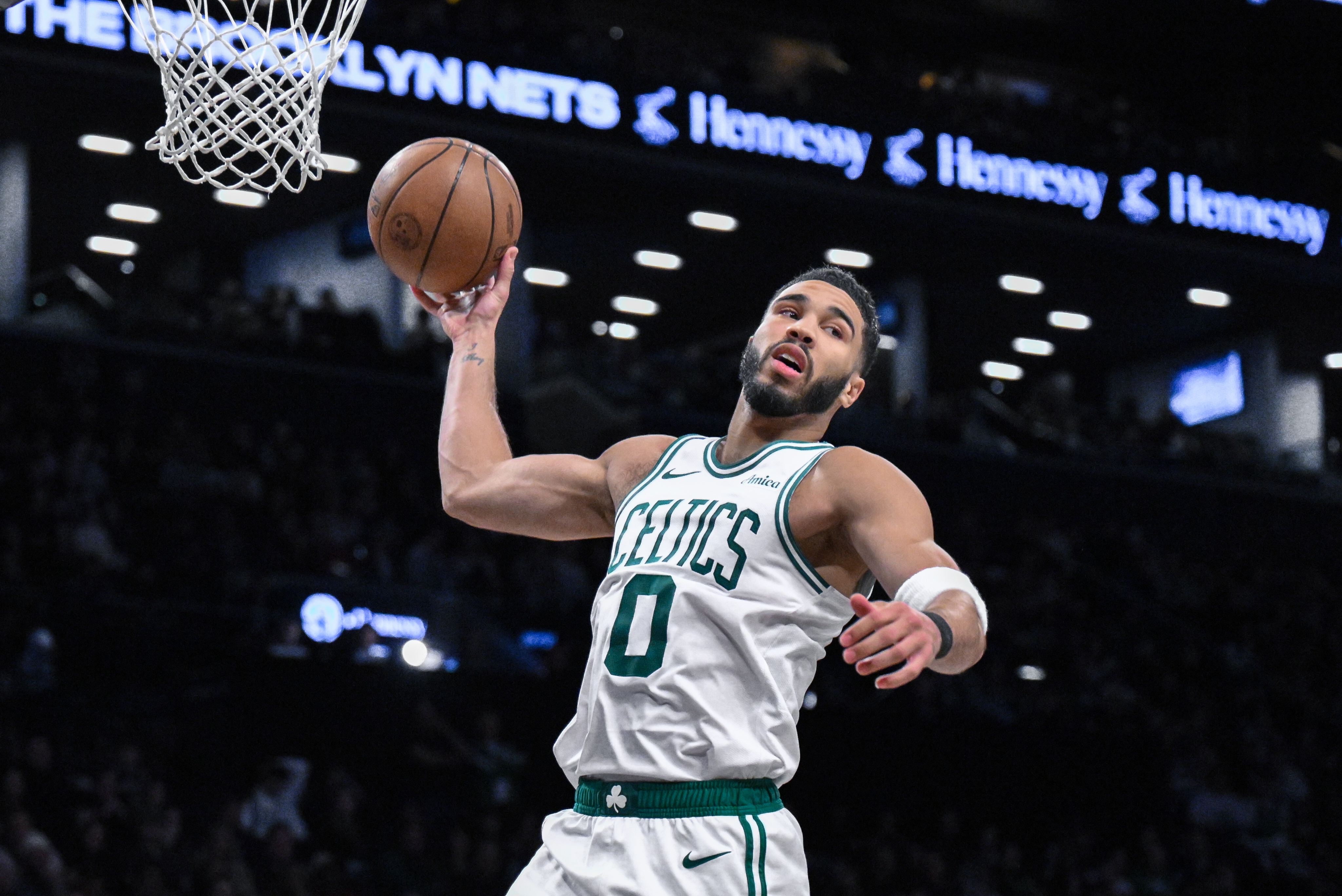 开元官方网站 -塔图姆关键节点战术调整，篮网带队取胜！的简单介绍